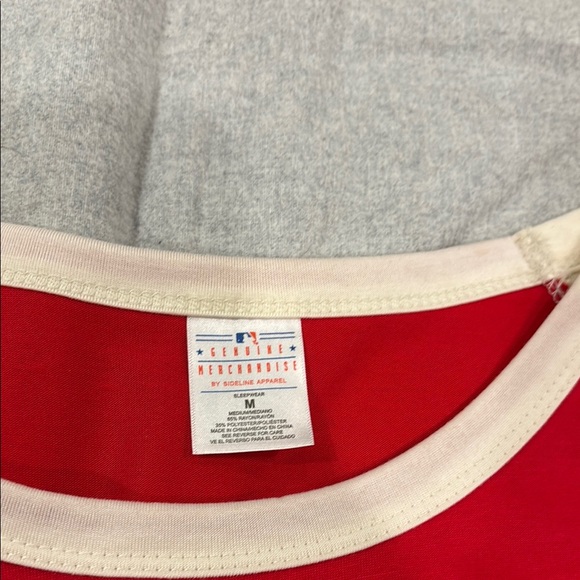 Cincinnati Reds Red Raglan Tee - Picture 2 of 3